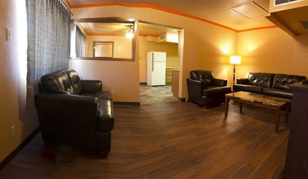Capitol Inn & Suites Pierre Ngoại thất bức ảnh