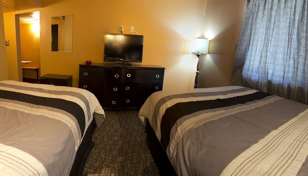 Capitol Inn & Suites Pierre Ngoại thất bức ảnh