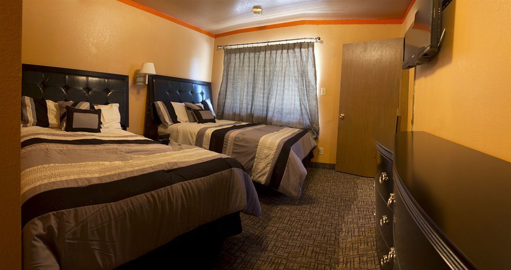 Capitol Inn & Suites Pierre Ngoại thất bức ảnh